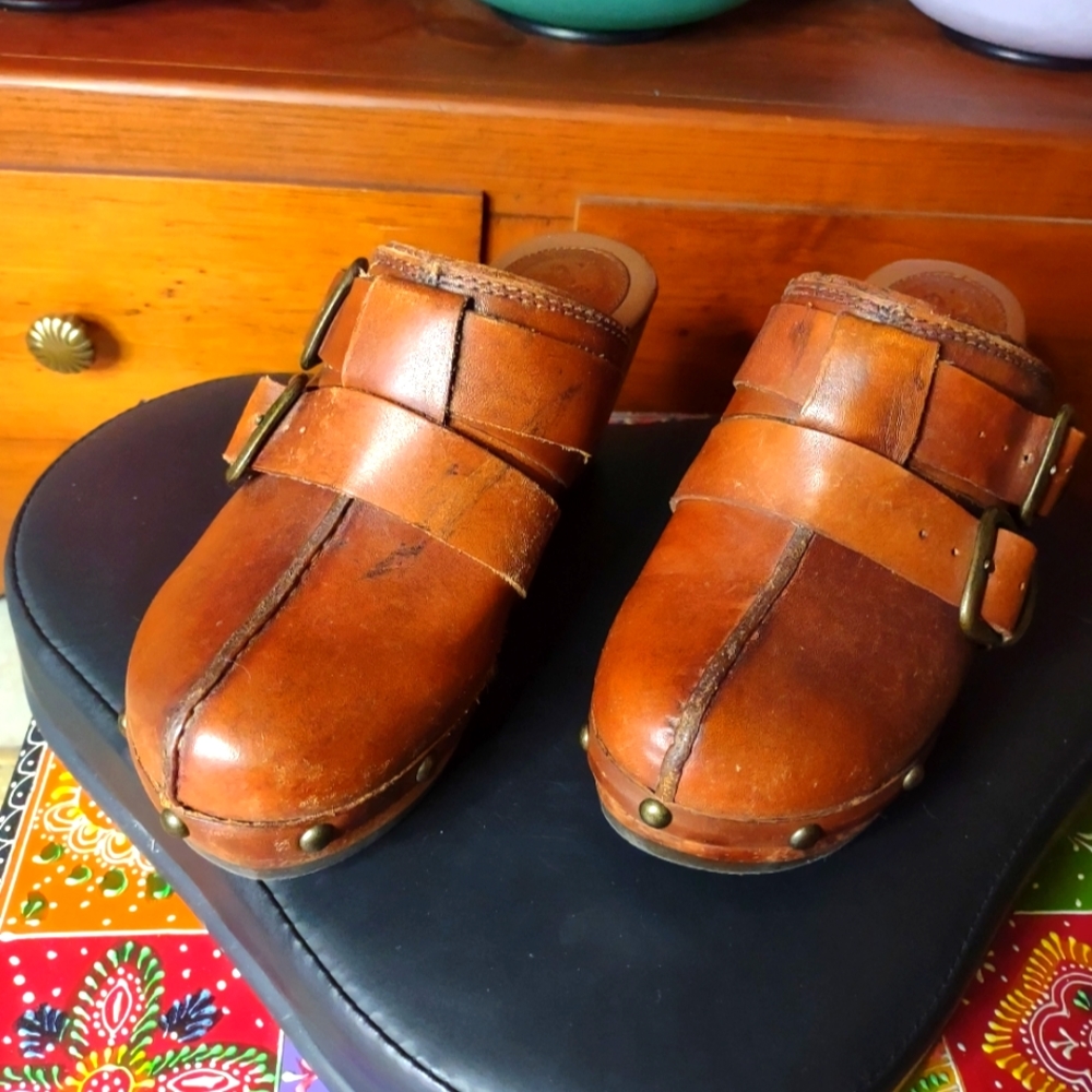Saddle Brown Ariat BridleSpur Clogs Shoes Leather Buckle Accent Platform 6.5B